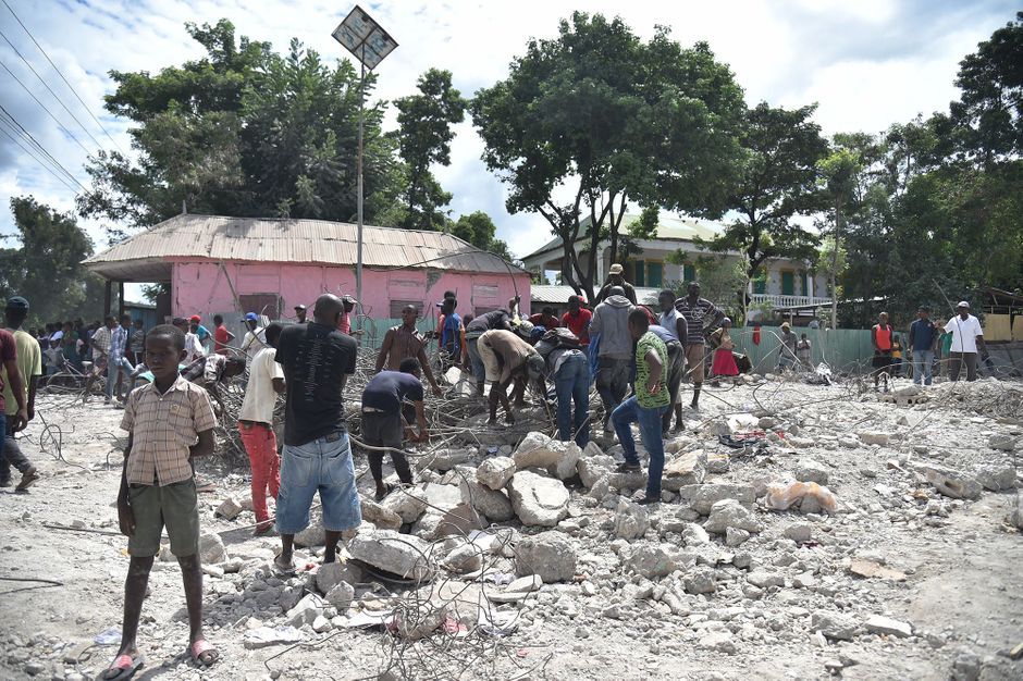 Haïti sous les décombres